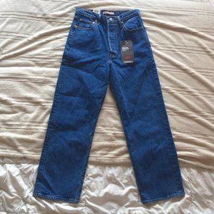 Levi's Ribcage Straight Ankle Jeans - Medium Wash
